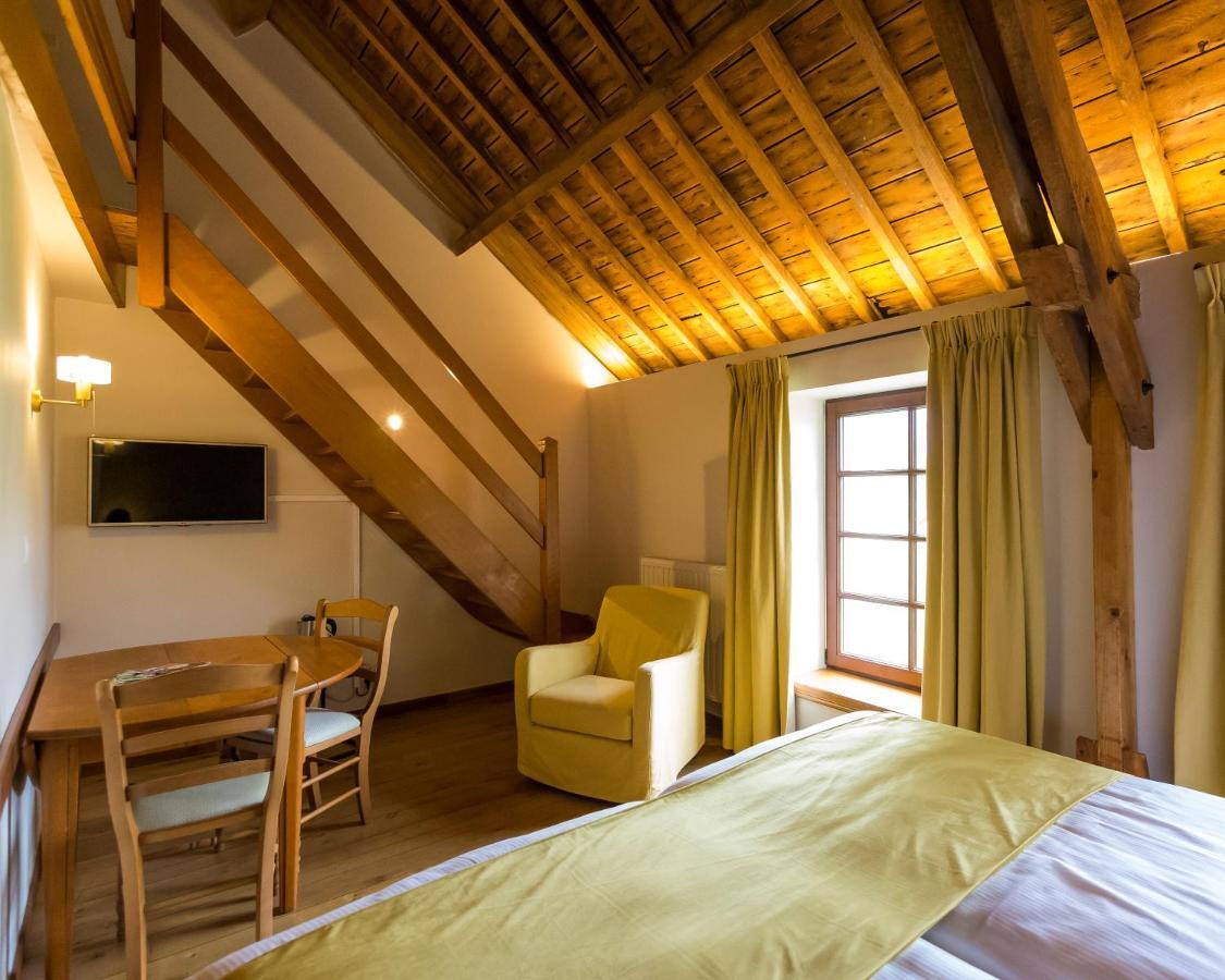 B&B Ferme Chateau De Laneffe Exterior photo